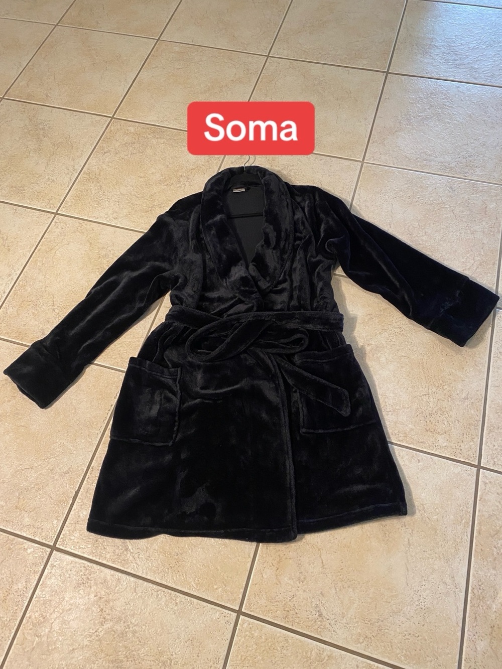 Soma Black sumptuous Plush Velvet Shawl-Collar Robe with Belt